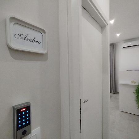 Agatha Modern Elegant Rooms 圣亚加塔·迪·米利特 外观 照片