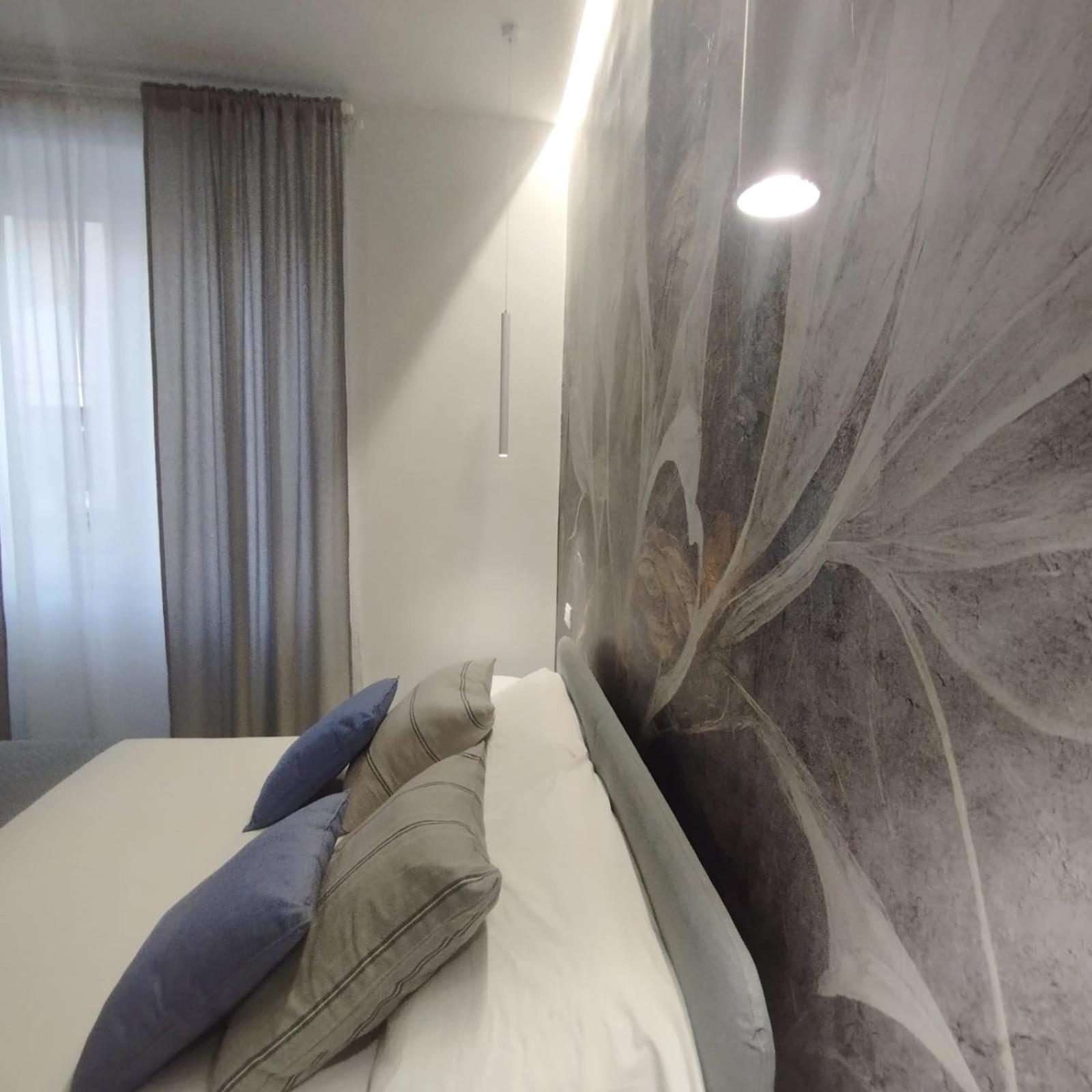 Agatha Modern Elegant Rooms 圣亚加塔·迪·米利特 外观 照片